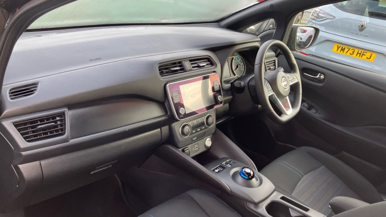 Nissan LEAF 110kW Acenta 39kWh 5dr Auto Electric Hatchback